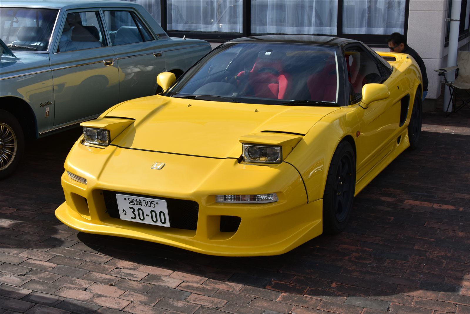 黄色いホンダNSX(2024年)